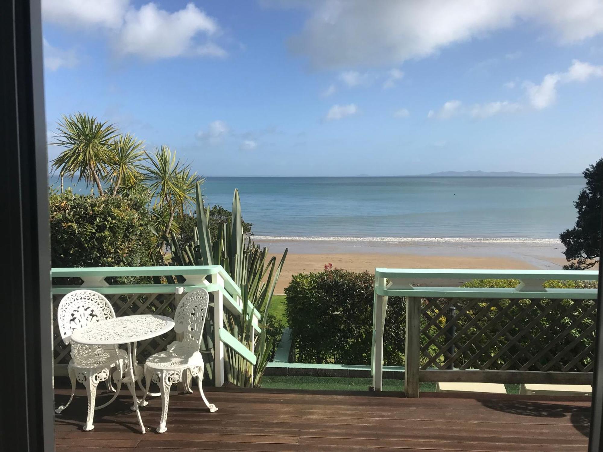 קופרס ביץ' San Marino Motor Lodge Absolute Beachfront מראה חיצוני תמונה