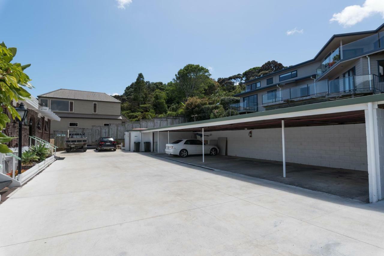קופרס ביץ' San Marino Motor Lodge Absolute Beachfront מראה חיצוני תמונה